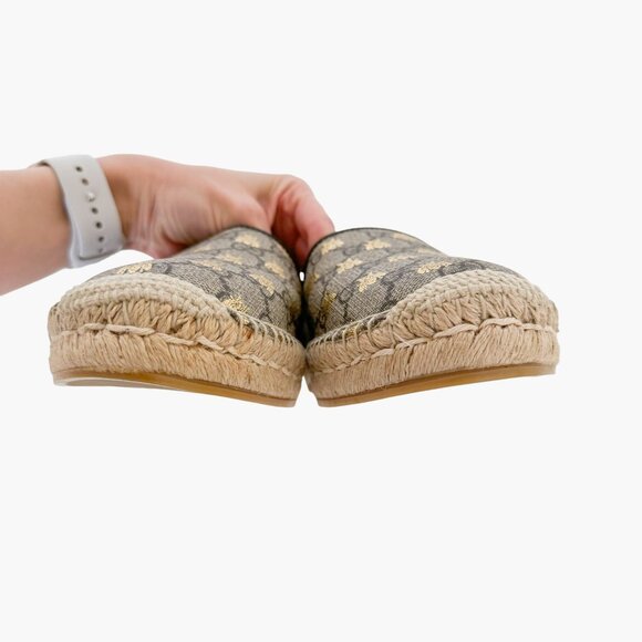 Gucci Pilar GG Bee Espadrille Flats EU 42 US 12 Beige Supreme Canvas Slip On - Picture 7 of 12